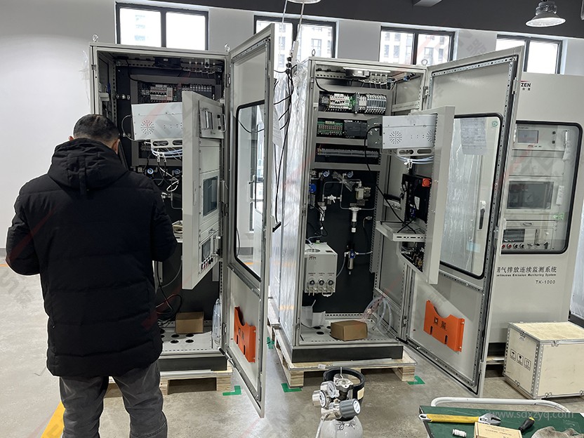 1711007685117789.jpg 煙氣在線監(jiān)測系統(tǒng)調試.jpg