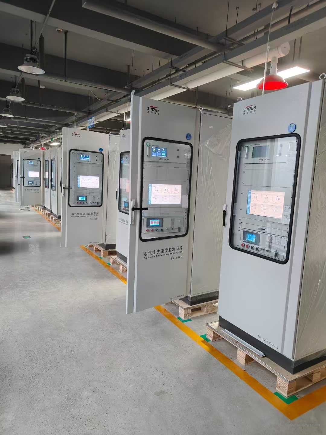 1748231826157846.jpg 煙氣連續(xù)監(jiān)測系統(tǒng).jpg